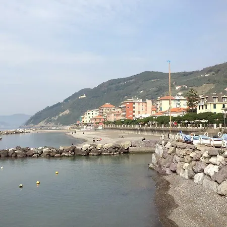 Bed & Breakfast Il Nido Della Rondine Leivi